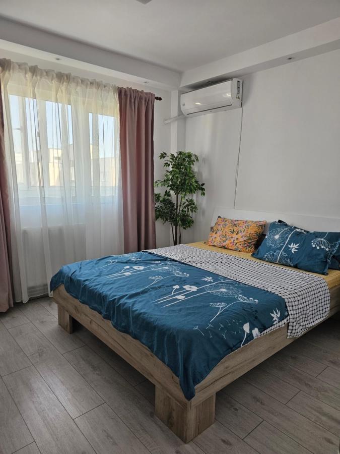 בוקרשט Apartament Near The Park Two Rooms מראה חיצוני תמונה