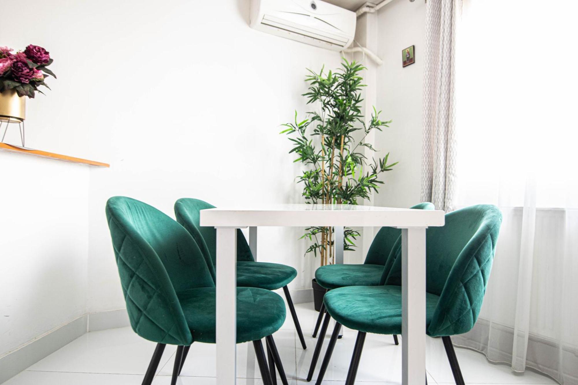בוקרשט Apartament Near The Park Two Rooms מראה חיצוני תמונה