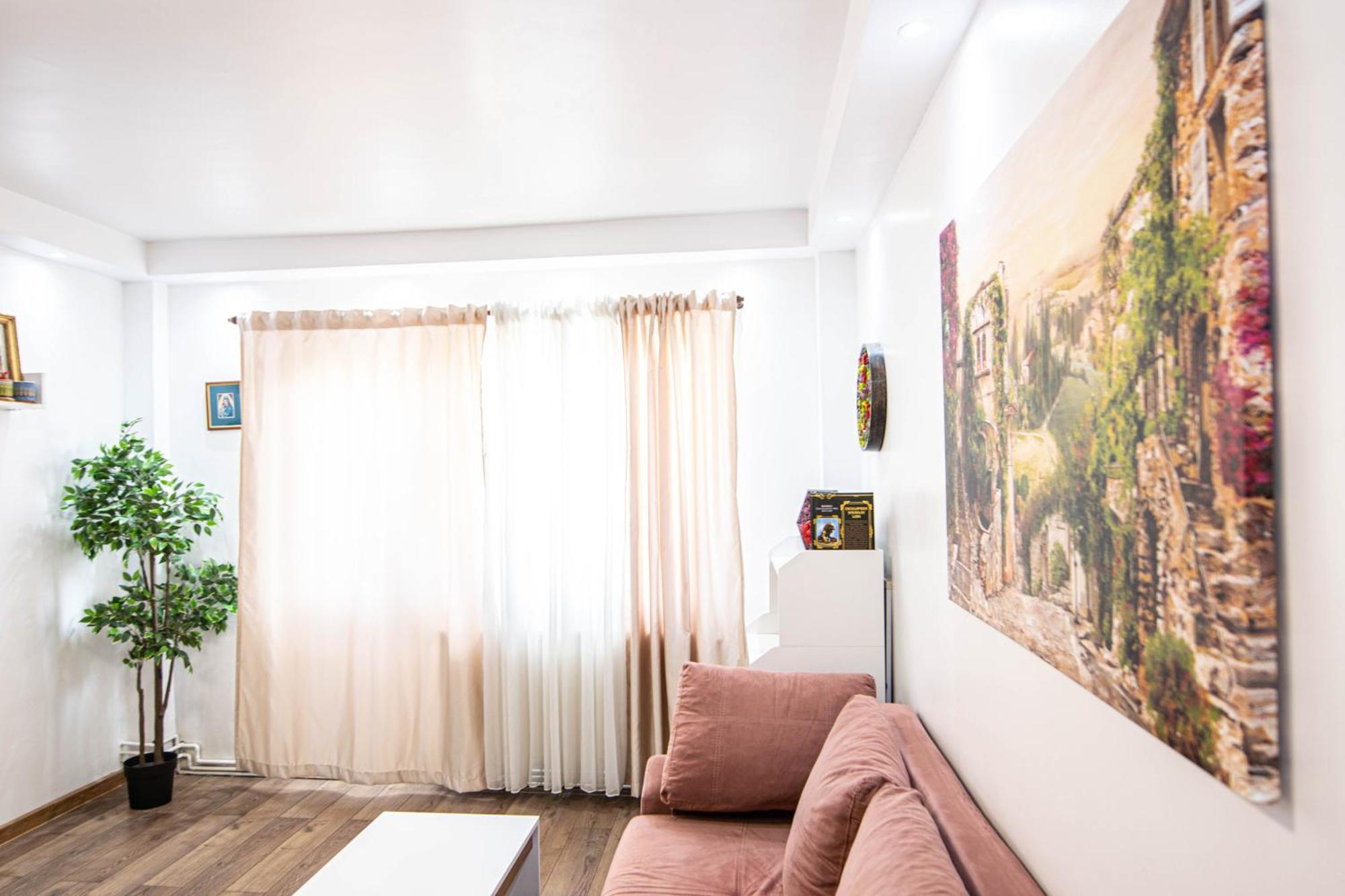 בוקרשט Apartament Near The Park Two Rooms מראה חיצוני תמונה