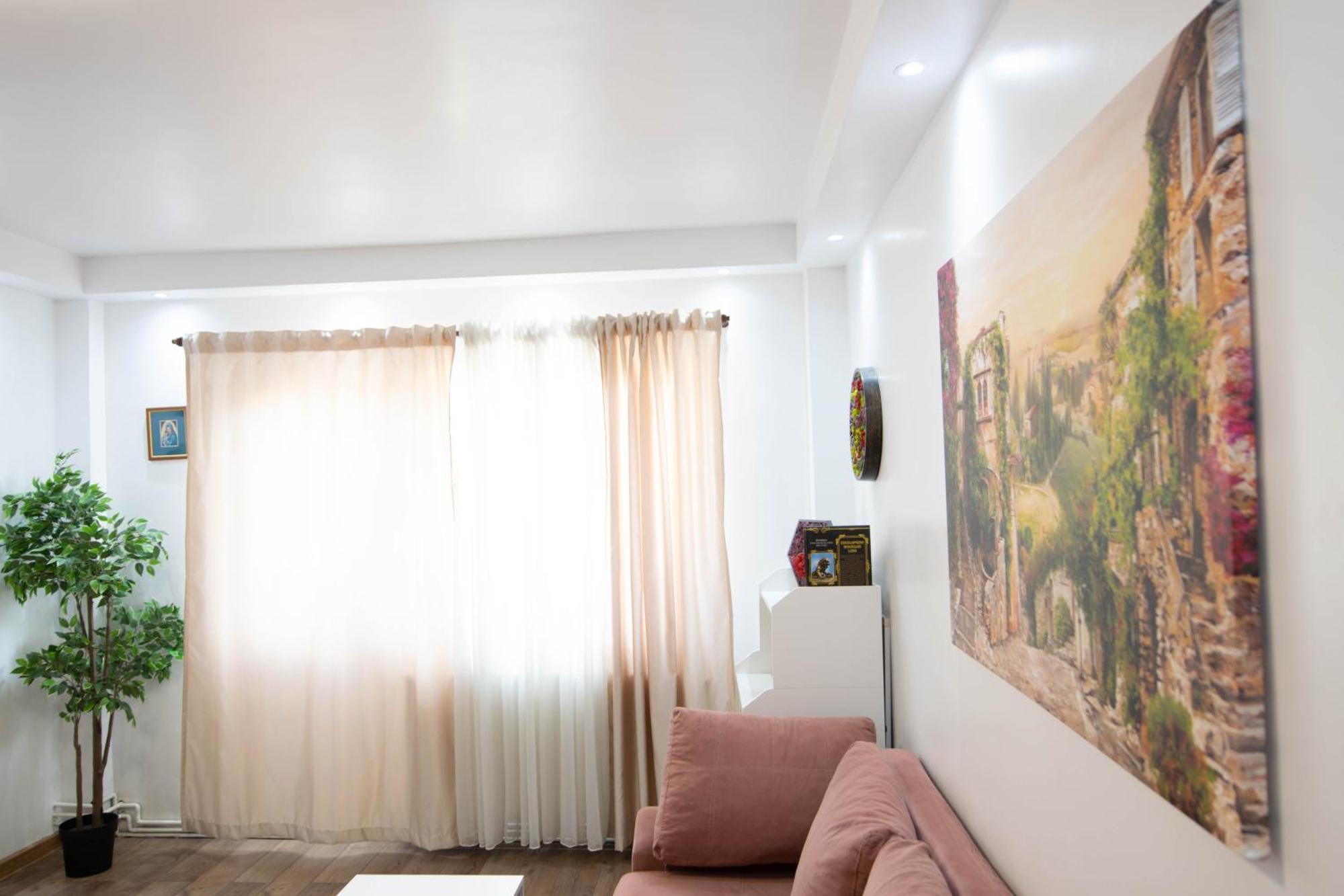 בוקרשט Apartament Near The Park Two Rooms מראה חיצוני תמונה